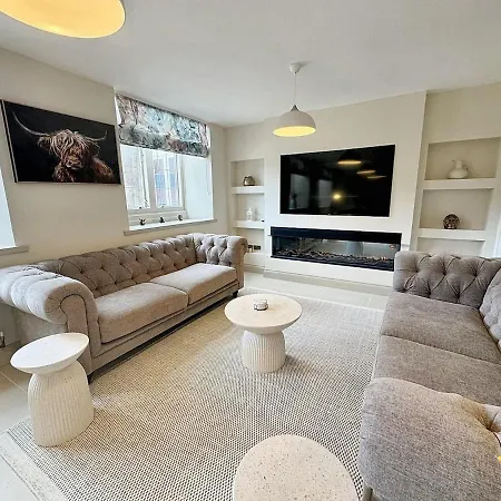 Headmasters House Tatil Evi Alston